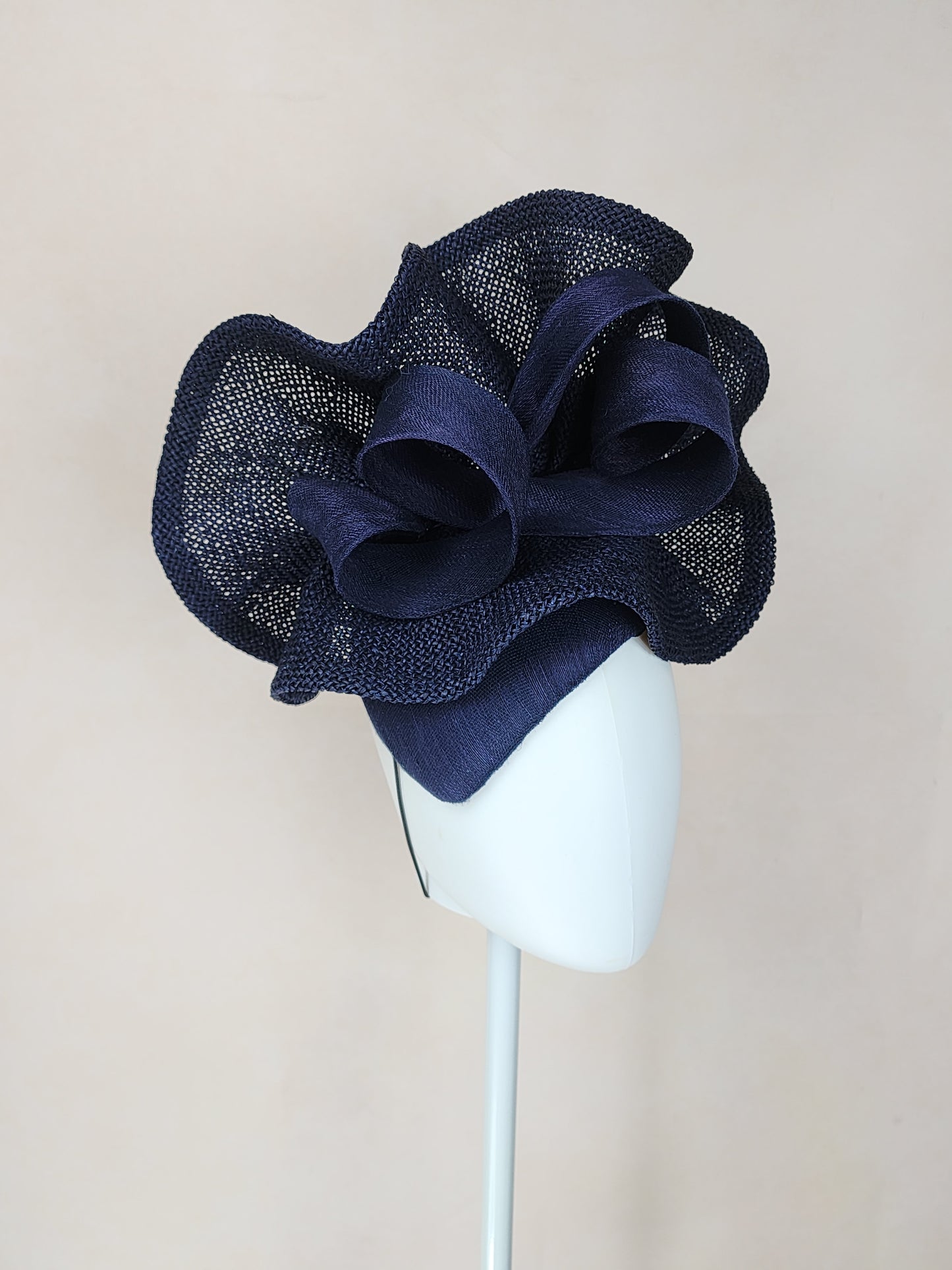MBM4934 - NAVY