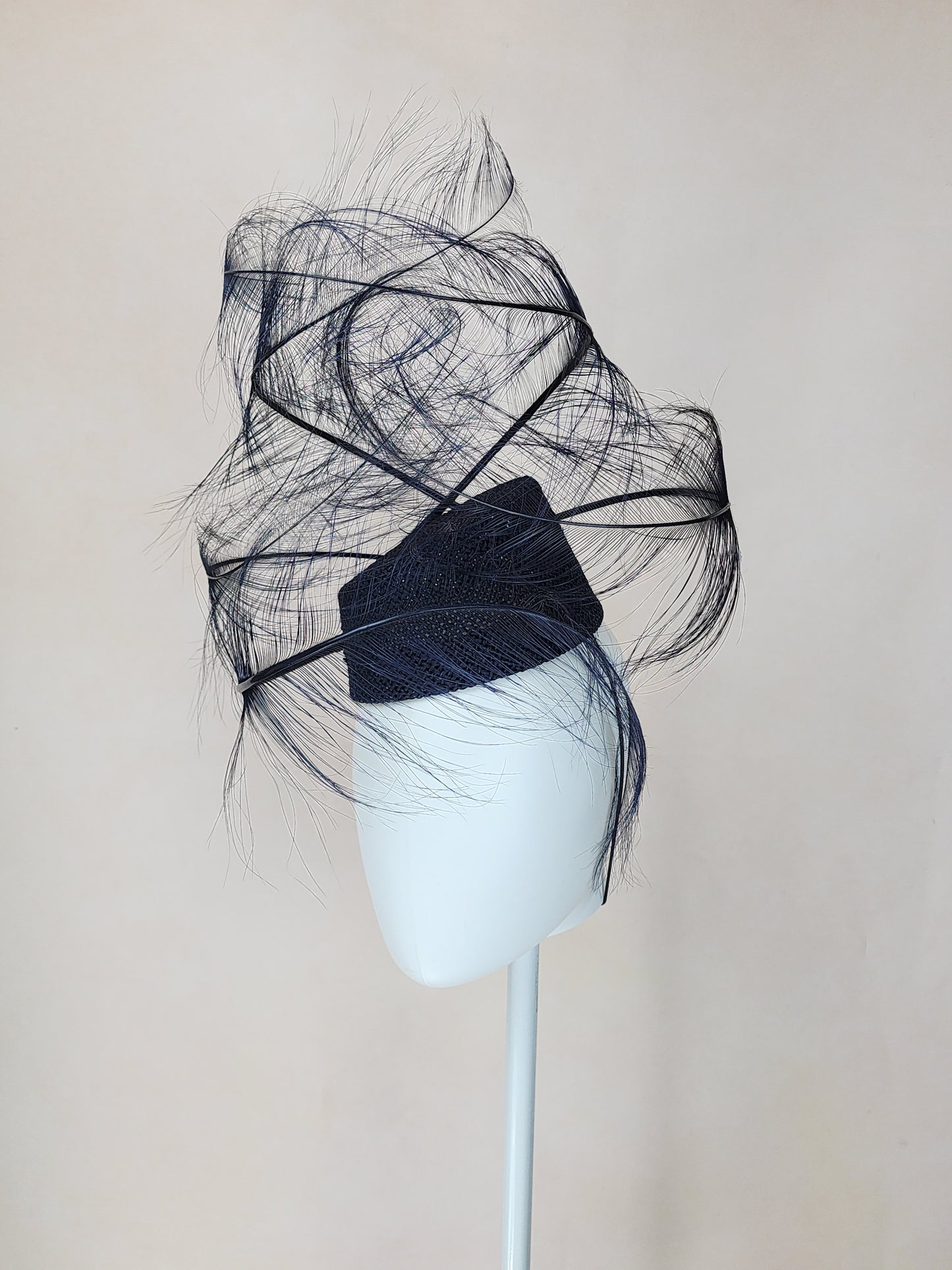 MBM4933 - NAVY